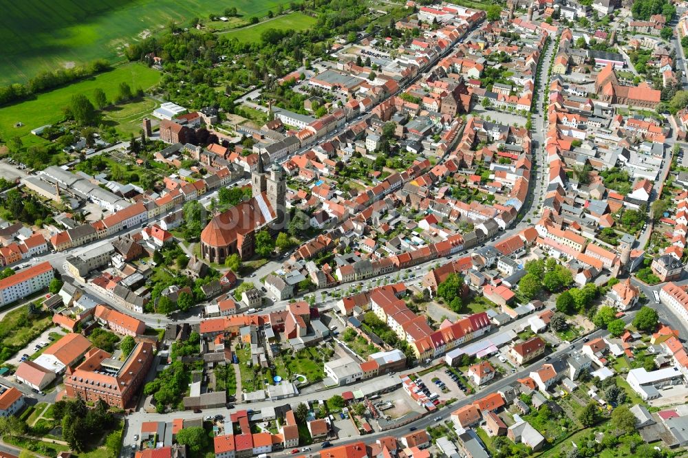 Jüterbog von oben - Stadtansicht vom Innenstadtbereich in Jüterbog im Bundesland Brandenburg, Deutschland