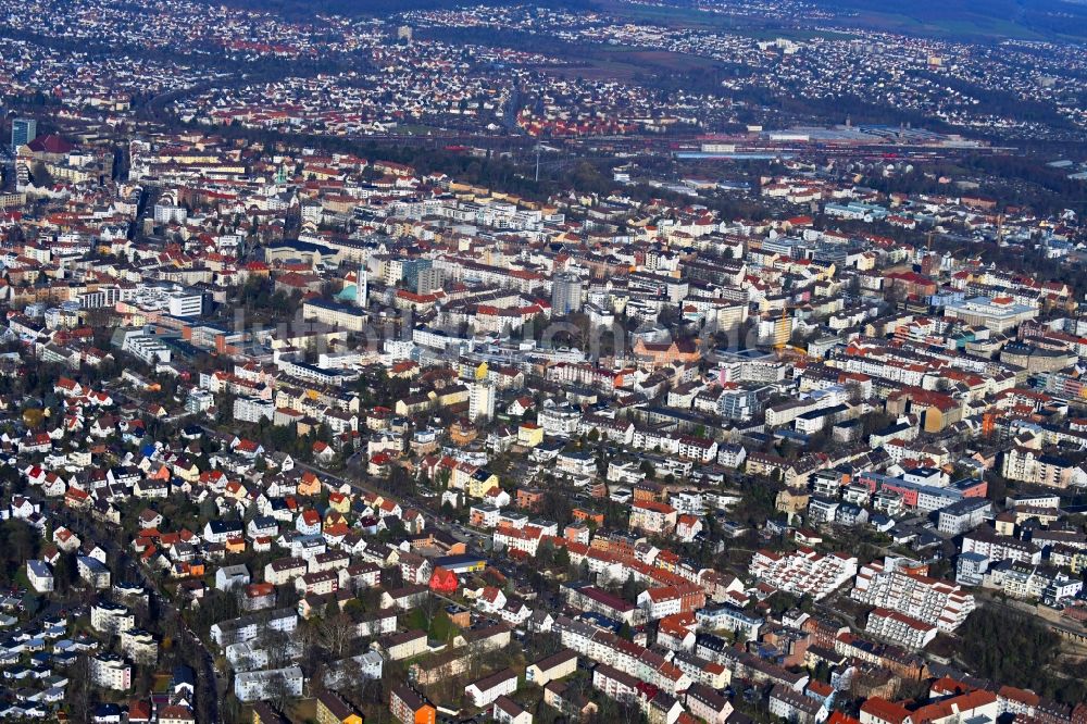 Kassel aus der Vogelperspektive: Stadtansicht vom Innenstadtbereich in Kassel im Bundesland Hessen, Deutschland