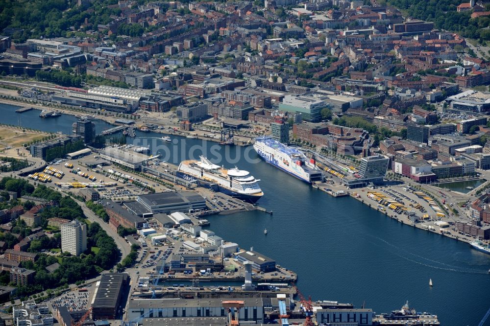 Kiel von oben - Stadtansicht vom Innenstadtbereich in Kiel im Bundesland Schleswig-Holstein