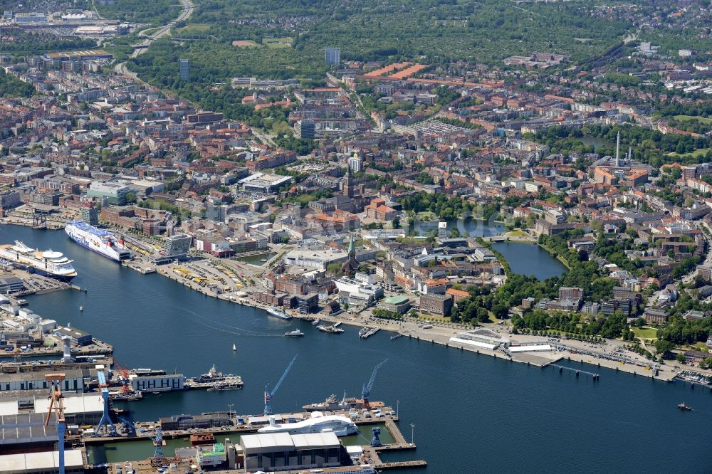 Kiel aus der Vogelperspektive: Stadtansicht vom Innenstadtbereich in Kiel im Bundesland Schleswig-Holstein