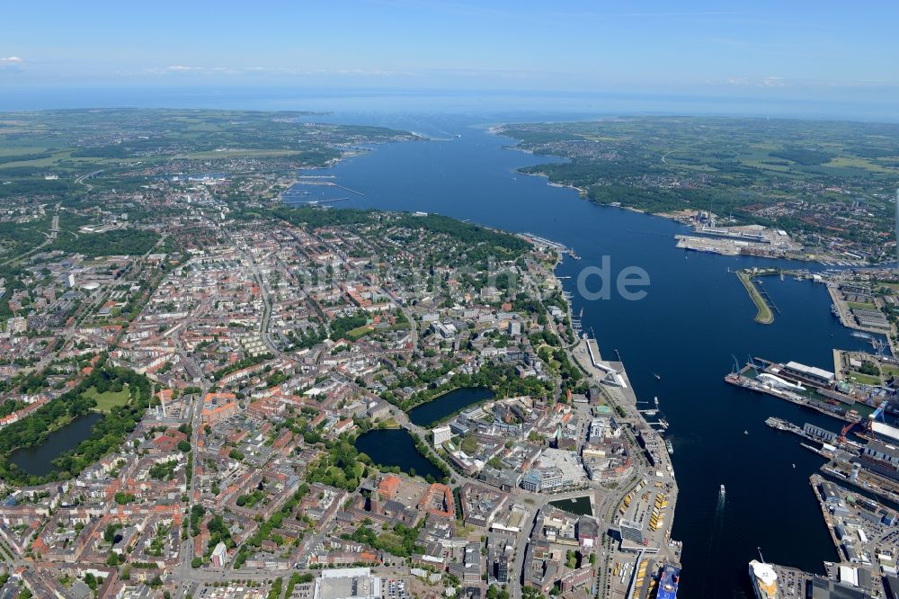 Luftbild Kiel - Stadtansicht vom Innenstadtbereich in Kiel im Bundesland Schleswig-Holstein