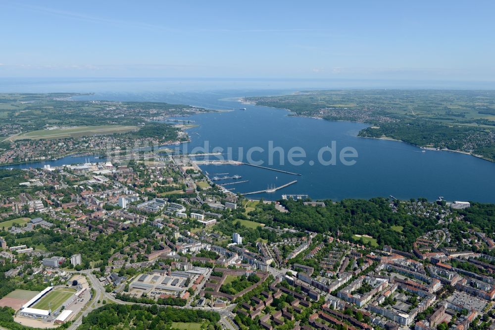 Kiel aus der Vogelperspektive: Stadtansicht vom Innenstadtbereich in Kiel im Bundesland Schleswig-Holstein