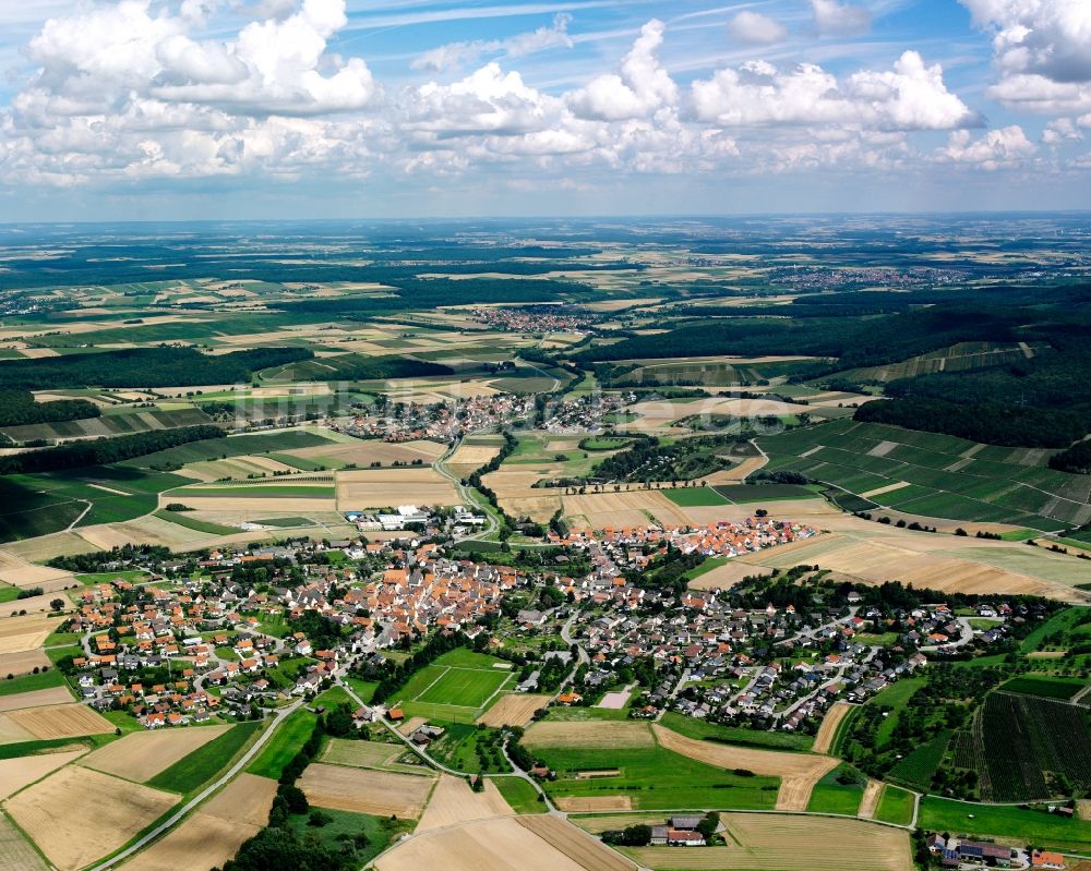 Kleingartach aus der Vogelperspektive: Stadtansicht vom Innenstadtbereich in Kleingartach im Bundesland Baden-Württemberg, Deutschland