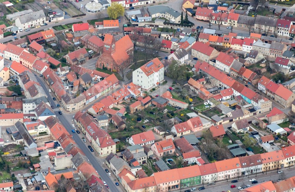 Kremmen von oben - Stadtansicht vom Innenstadtbereich in Kremmen im Bundesland Brandenburg