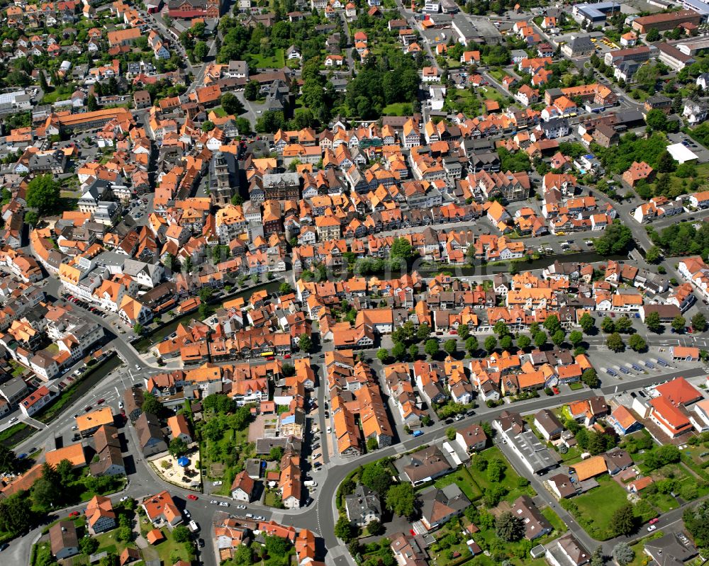 Lauterbach (Hessen) von oben - Stadtansicht vom Innenstadtbereich in Lauterbach (Hessen) im Bundesland Hessen, Deutschland