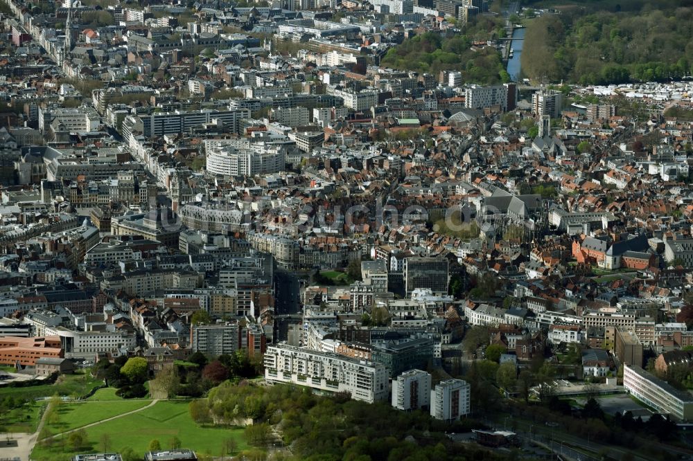 Lille von oben - Stadtansicht vom Innenstadtbereich in Lille in Nord-Pas-de-Calais Picardie, Frankreich