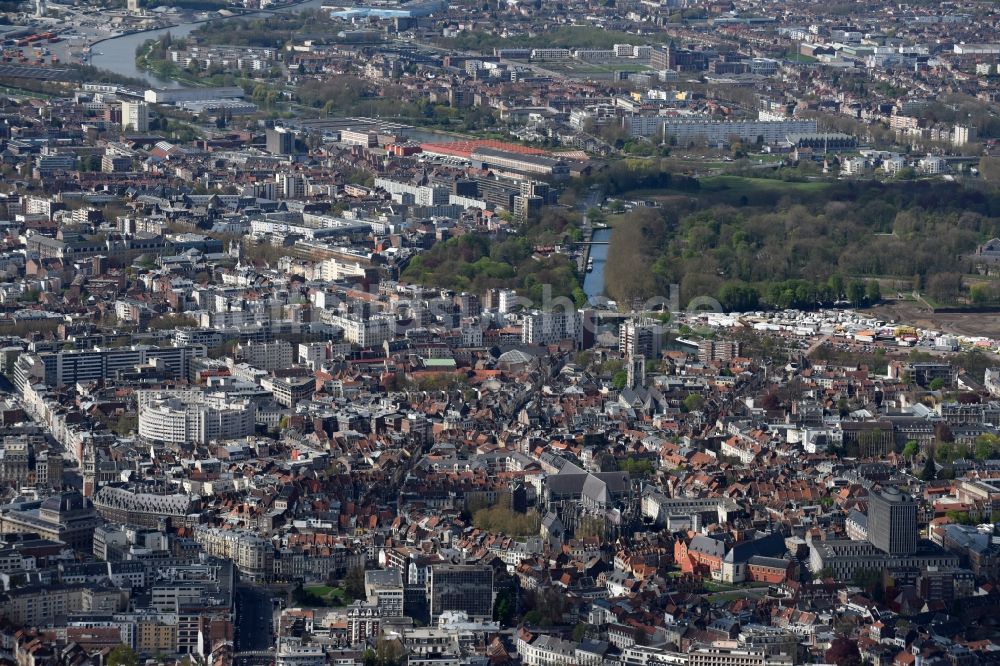 Lille aus der Vogelperspektive: Stadtansicht vom Innenstadtbereich in Lille in Nord-Pas-de-Calais Picardie, Frankreich