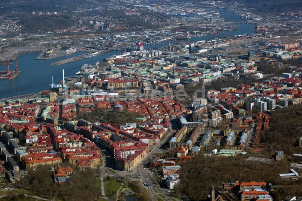 Gothenburg von oben - Stadtansicht vom Innenstadtbereich an der Linnégatan - Norra Allégatan in Gothenburg in Västra Götalands län, Schweden