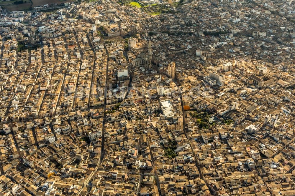 Luftbild Manacor - Stadtansicht vom Innenstadtbereich in Manacor in Balearische Insel Mallorca, Spanien