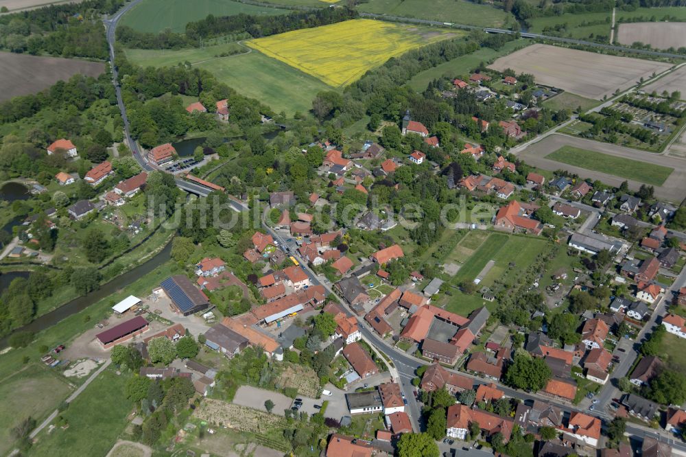 Meinersen aus der Vogelperspektive: Stadtansicht vom Innenstadtbereich in Meinersen im Bundesland Niedersachsen, Deutschland