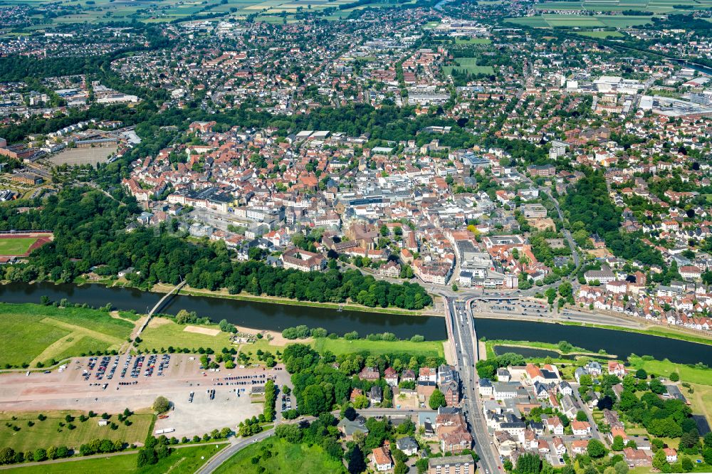 Luftbild Minden - Stadtansicht vom Innenstadtbereich in Minden im Bundesland Nordrhein-Westfalen, Deutschland