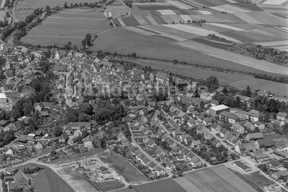 Neuenstadt am Kocher aus der Vogelperspektive: Stadtansicht vom Innenstadtbereich in Neuenstadt am Kocher im Bundesland Baden-Württemberg, Deutschland