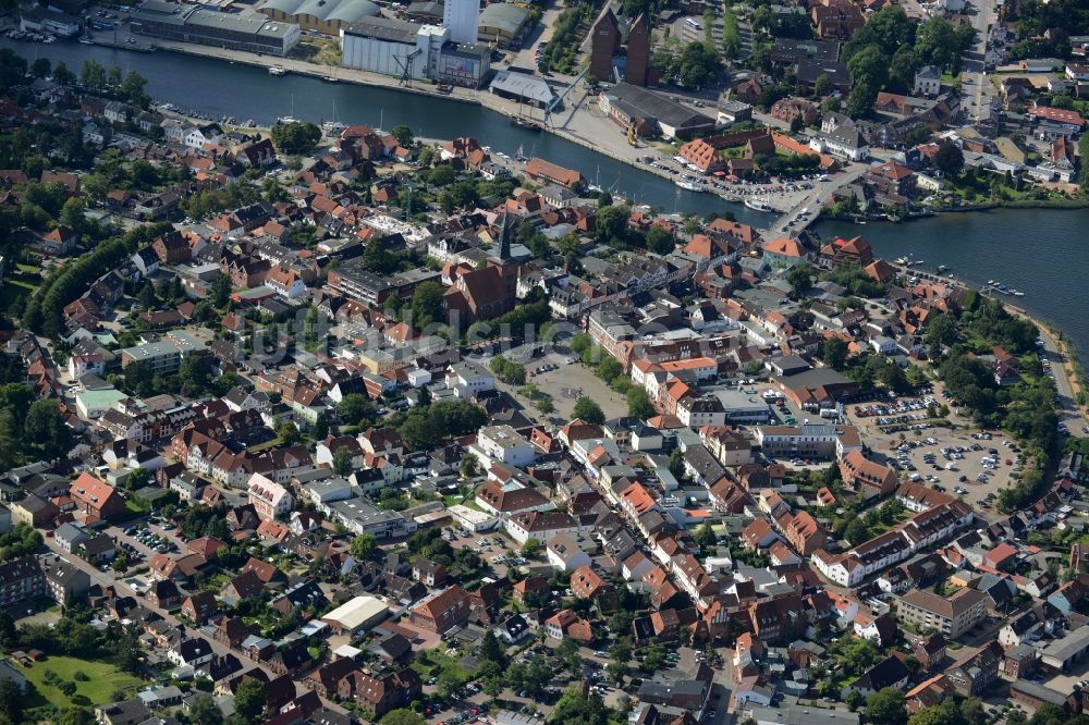 Luftbild Neustadt in Holstein - Stadtansicht vom Innenstadtbereich in Neustadt in Holstein im Bundesland Schleswig-Holstein