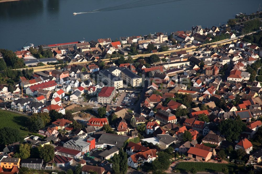 Luftaufnahme Nierstein - Stadtansicht vom Innenstadtbereich in Nierstein im Bundesland Rheinland-Pfalz