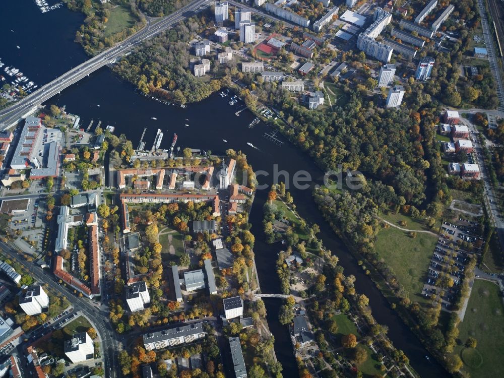 Luftbild Potsdam - Stadtansicht vom Innenstadtbereich der Nördlichen Innenstadt mit der Kreuzung Friedrich-Ebert-Straße und Am Kanal in Potsdam im Bundesland Brandenburg