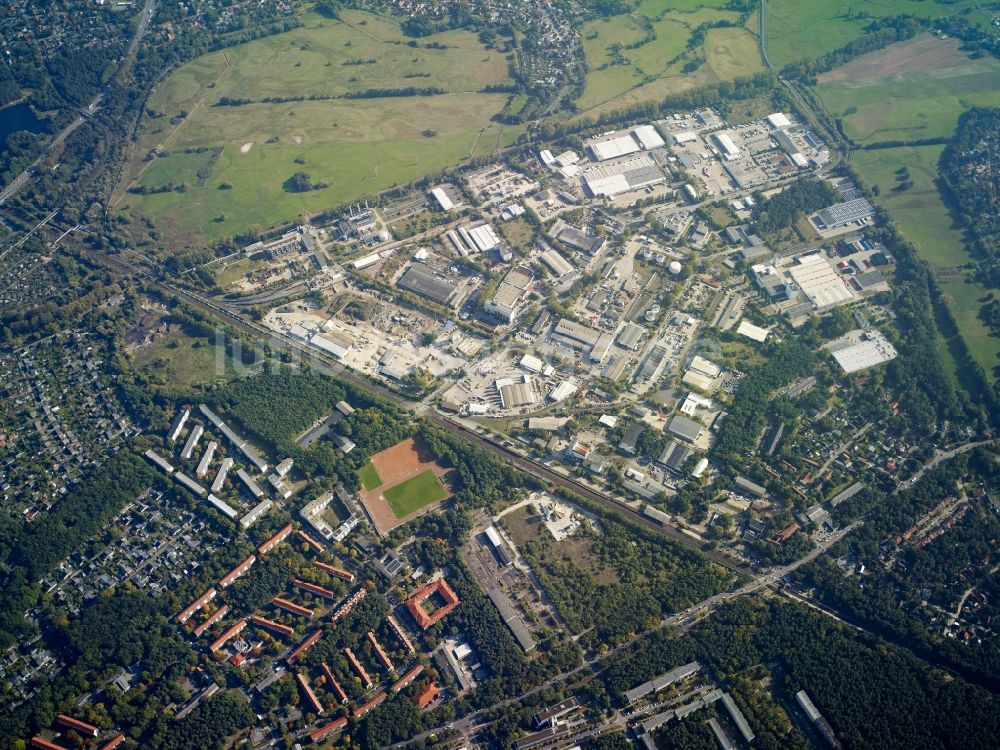 Potsdam von oben - Stadtansicht vom Innenstadtbereich am Nuthedamm in Potsdam im Bundesland Brandenburg