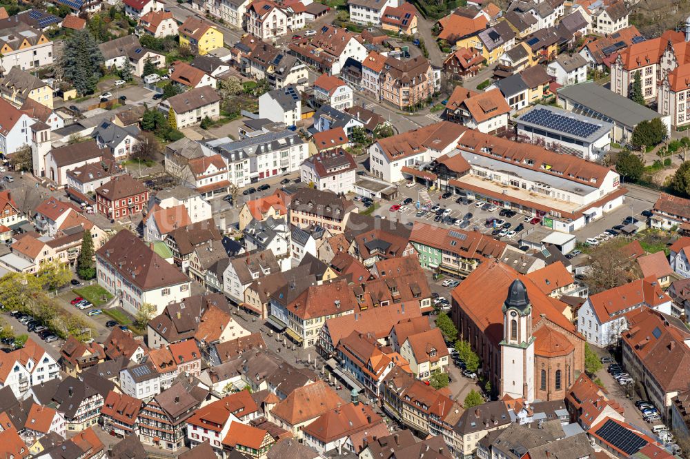 Oberkirch aus der Vogelperspektive: Stadtansicht vom Innenstadtbereich in Oberkirch im Bundesland Baden-Württemberg, Deutschland