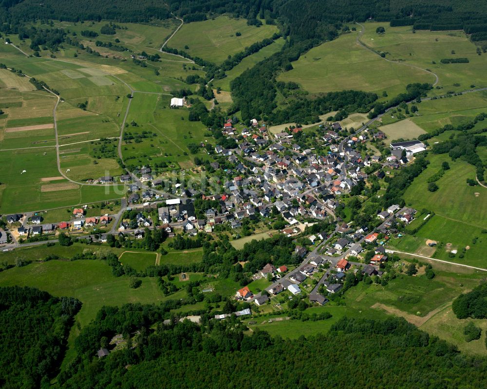 Oberroßbach aus der Vogelperspektive: Stadtansicht vom Innenstadtbereich in Oberroßbach im Bundesland Hessen, Deutschland