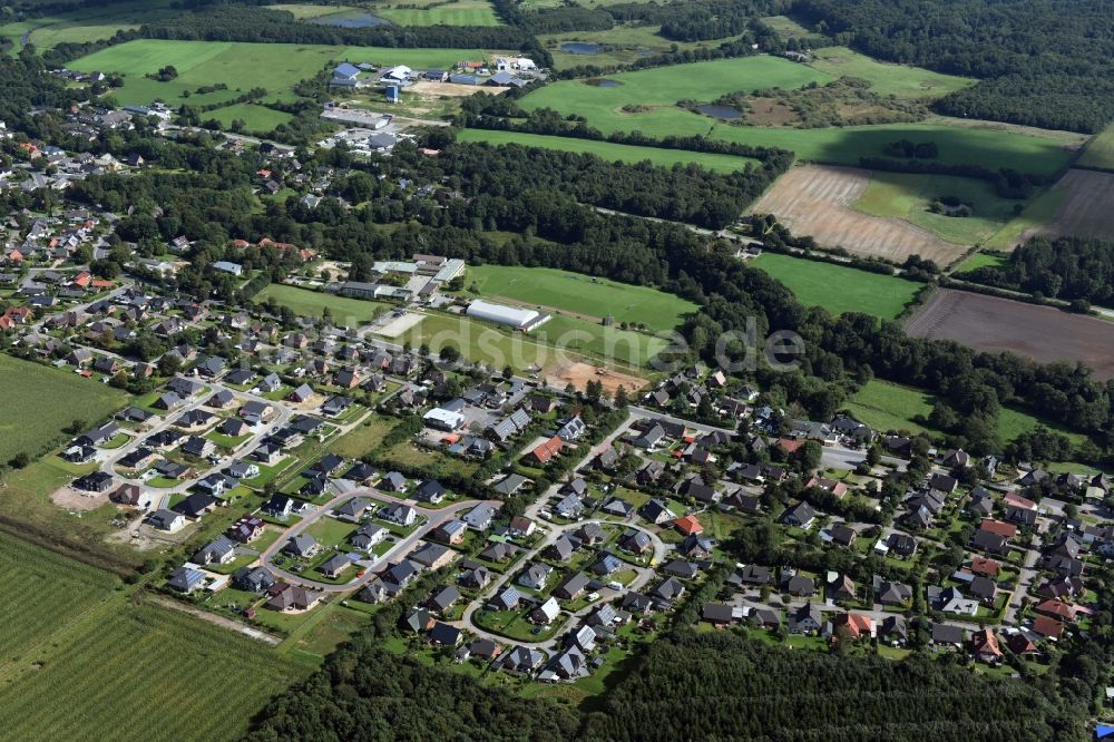 Luftaufnahme Oeversee - Stadtansicht vom Innenstadtbereich in Oeversee im Bundesland Schleswig-Holstein