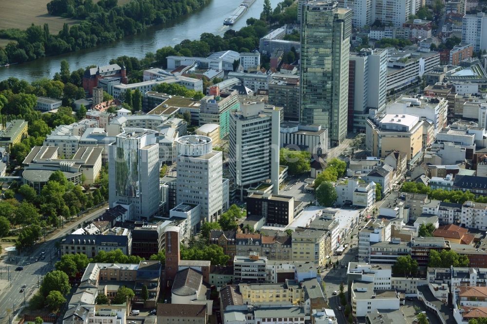 Offenbach am Main von oben - Stadtansicht vom Innenstadtbereich in Offenbach am Main im Bundesland Hessen