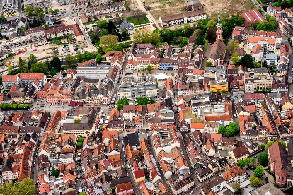 Luftaufnahme Offenburg - Stadtansicht vom Innenstadtbereich in Offenburg im Bundesland Baden-Württemberg