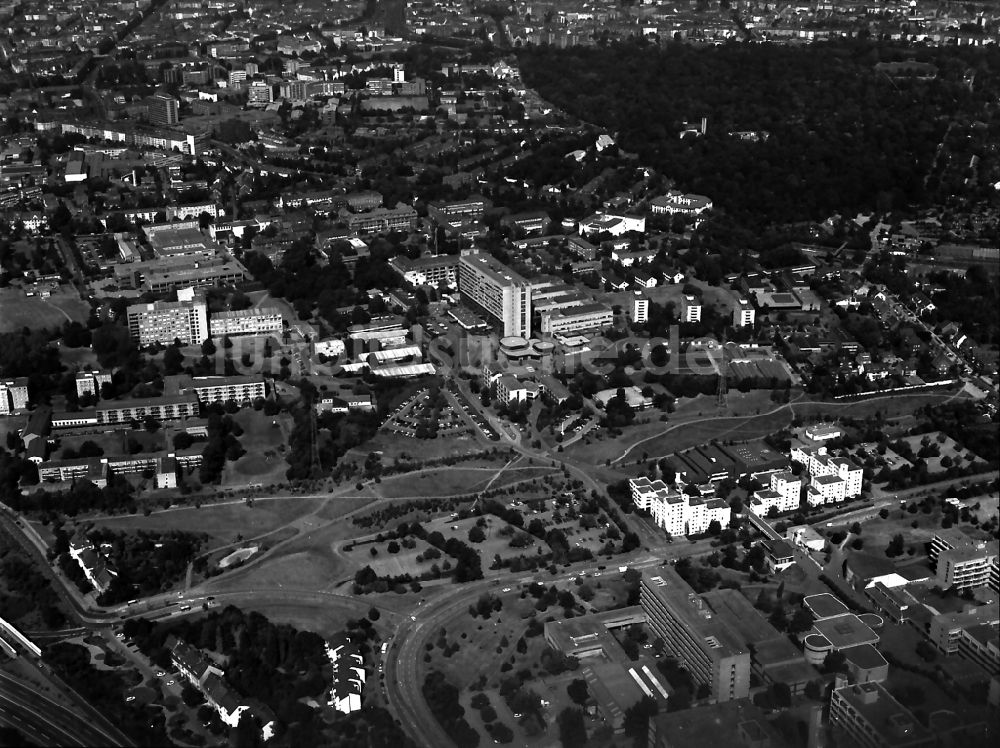 Düsseldorf von oben - Stadtansicht vom Innenstadtbereich im Ortsteil Bilk in Düsseldorf im Bundesland Nordrhein-Westfalen, Deutschland