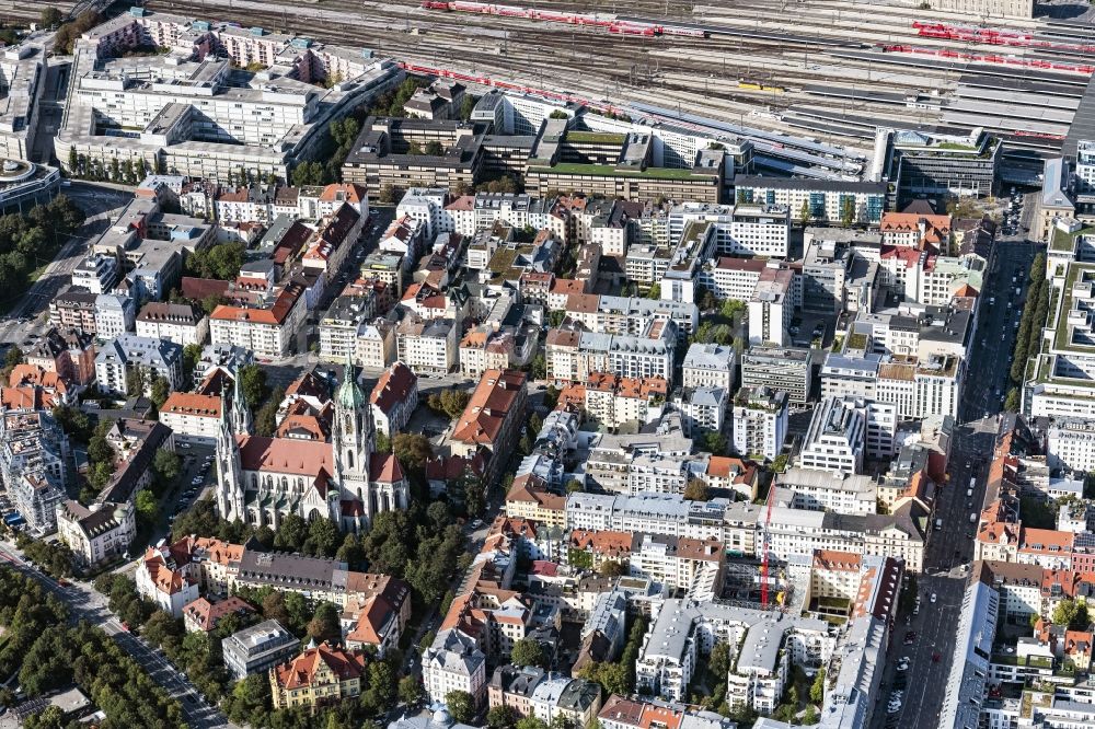 Luftaufnahme München - Stadtansicht vom Innenstadtbereich im Ortsteil Ludwigsvorstadt-Isarvorstadt in München im Bundesland Bayern, Deutschland