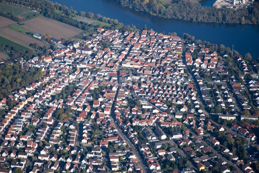 Bobenheim-Roxheim von oben - Stadtansicht vom Innenstadtbereich im Ortsteil Roxheim in Bobenheim-Roxheim im Bundesland Rheinland-Pfalz