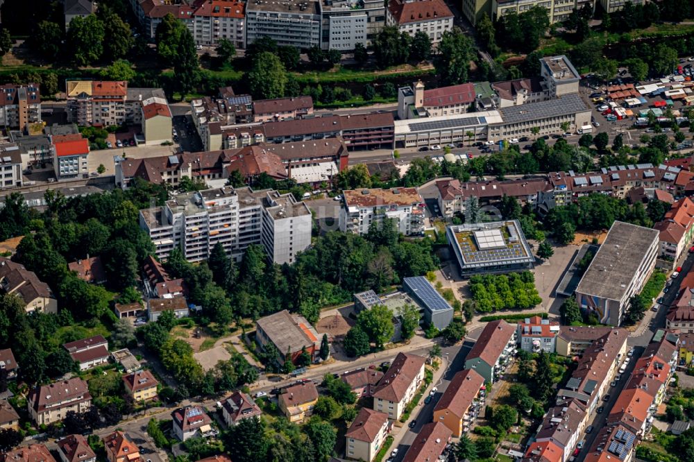 Pforzheim von oben - Stadtansicht vom Innenstadtbereich in Pforzheim im Bundesland Baden-Württemberg, Deutschland