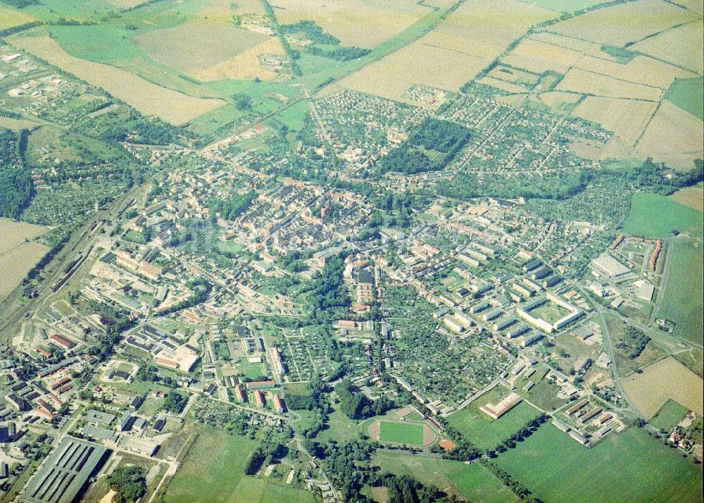 Luftaufnahme Pritzwalk - Stadtansicht vom Innenstadtbereich in Pritzwalk im Bundesland Brandenburg, Deutschland