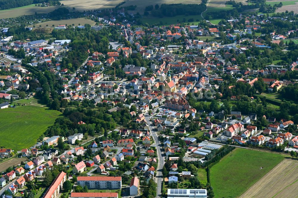 Pulsnitz aus der Vogelperspektive: Stadtansicht vom Innenstadtbereich in Pulsnitz im Bundesland Sachsen, Deutschland