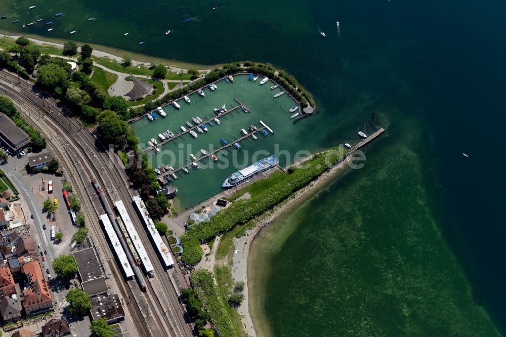 Radolfzell am Bodensee aus der Vogelperspektive: Stadtansicht vom Innenstadtbereich in Radolfzell am Bodensee im Bundesland Baden-Württemberg, Deutschland