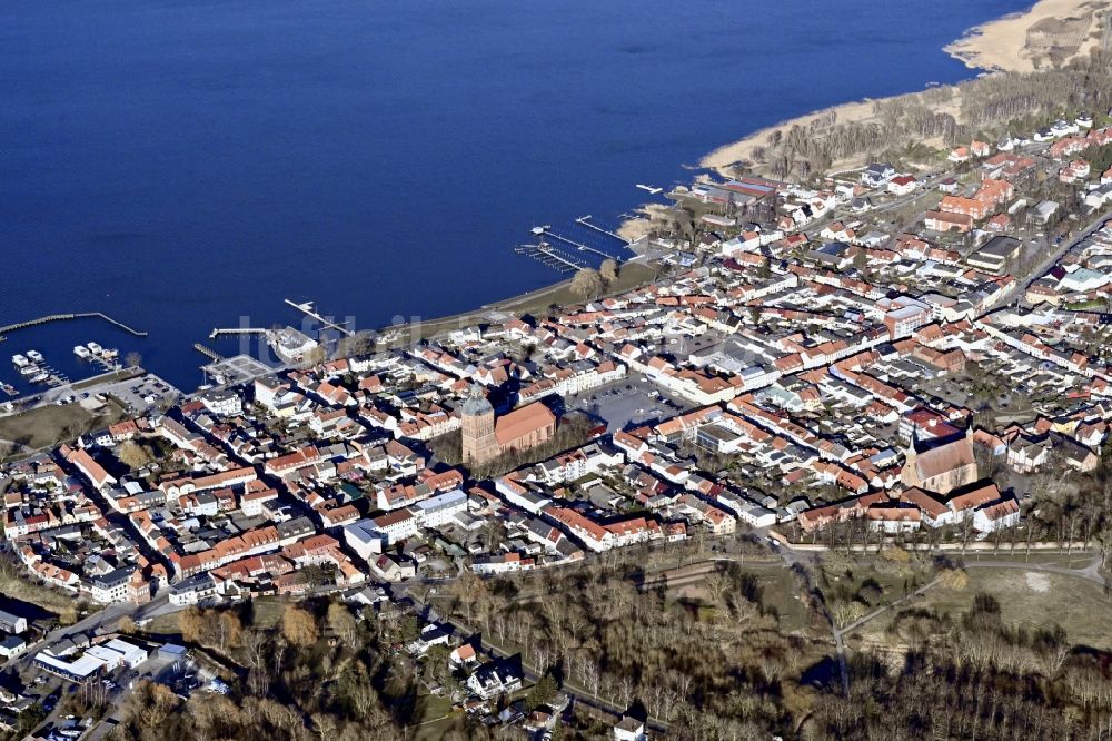 Ribnitz-Damgarten aus der Vogelperspektive: Stadtansicht vom Innenstadtbereich in Ribnitz-Damgarten im Bundesland Mecklenburg-Vorpommern, Deutschland