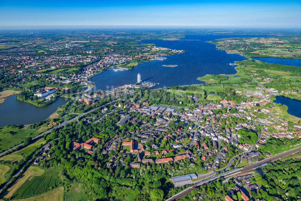 Luftaufnahme Schleswig - Stadtansicht vom Innenstadtbereich in Schleswig im Bundesland Schleswig-Holstein