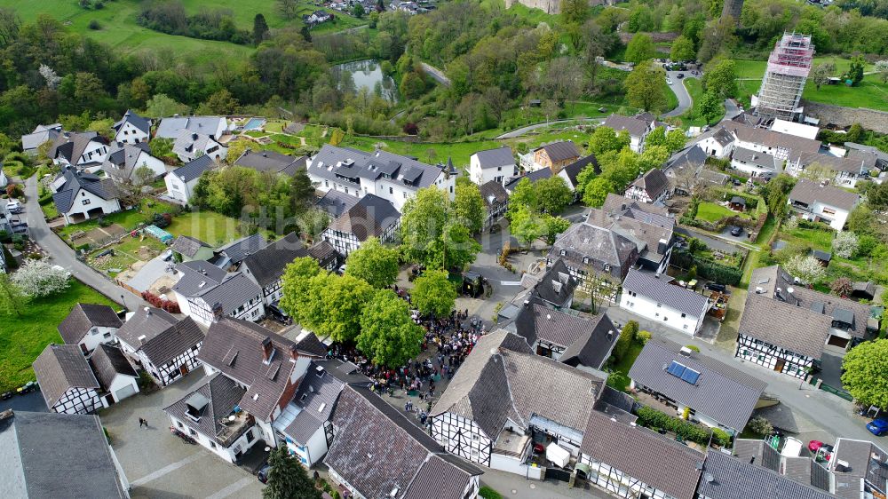 Hennef (Sieg) von oben - Stadtansicht vom Innenstadtbereich in Stadt Blankenberg im Bundesland Nordrhein-Westfalen, Deutschland