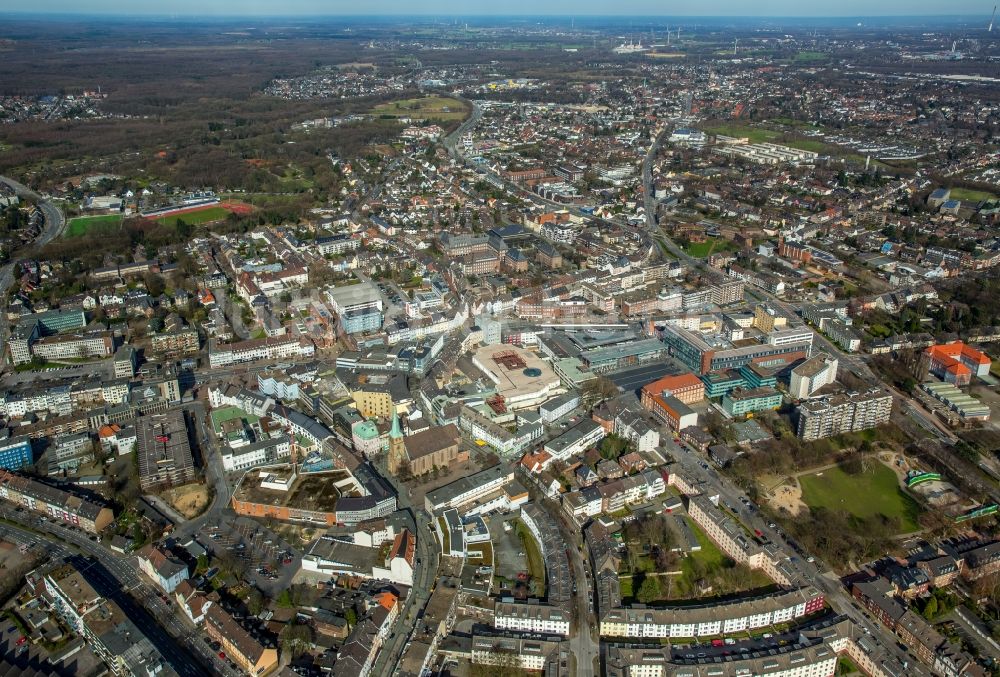 Luftbild Bottrop - Stadtansicht vom Innenstadtbereich der Stadtmitte in Bottrop im Bundesland Nordrhein-Westfalen