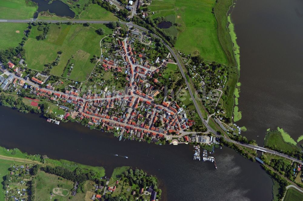 Luftbild Havelsee - Stadtansicht vom Innenstadtbereich und Stadtzentrum am Ufer des Beetzsees in Havelsee im Bundesland Brandenburg