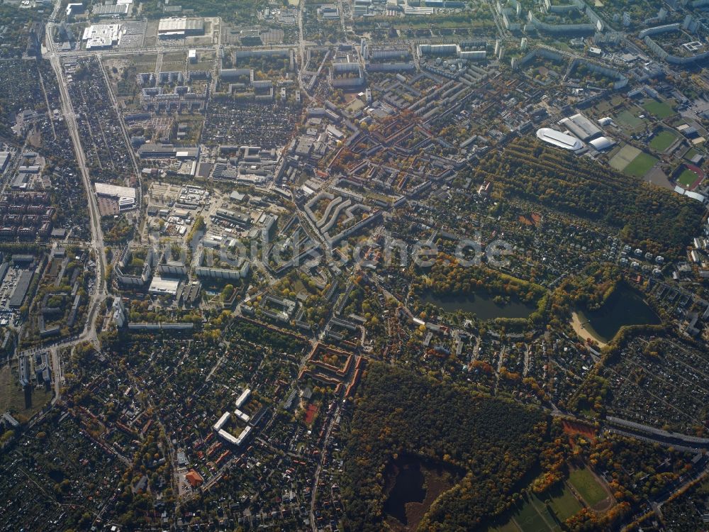 Berlin aus der Vogelperspektive: Stadtansicht vom Innenstadtbereich am Storchenhof- Center in Berlin