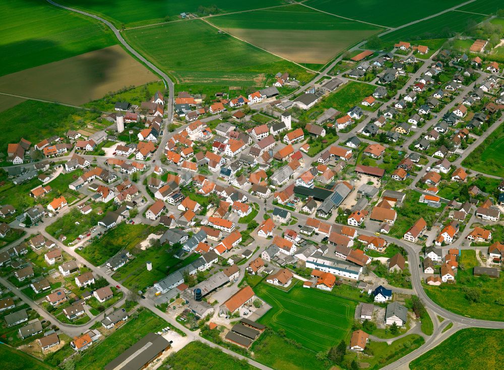 Tomerdingen von oben - Stadtansicht vom Innenstadtbereich in Tomerdingen im Bundesland Baden-Württemberg, Deutschland