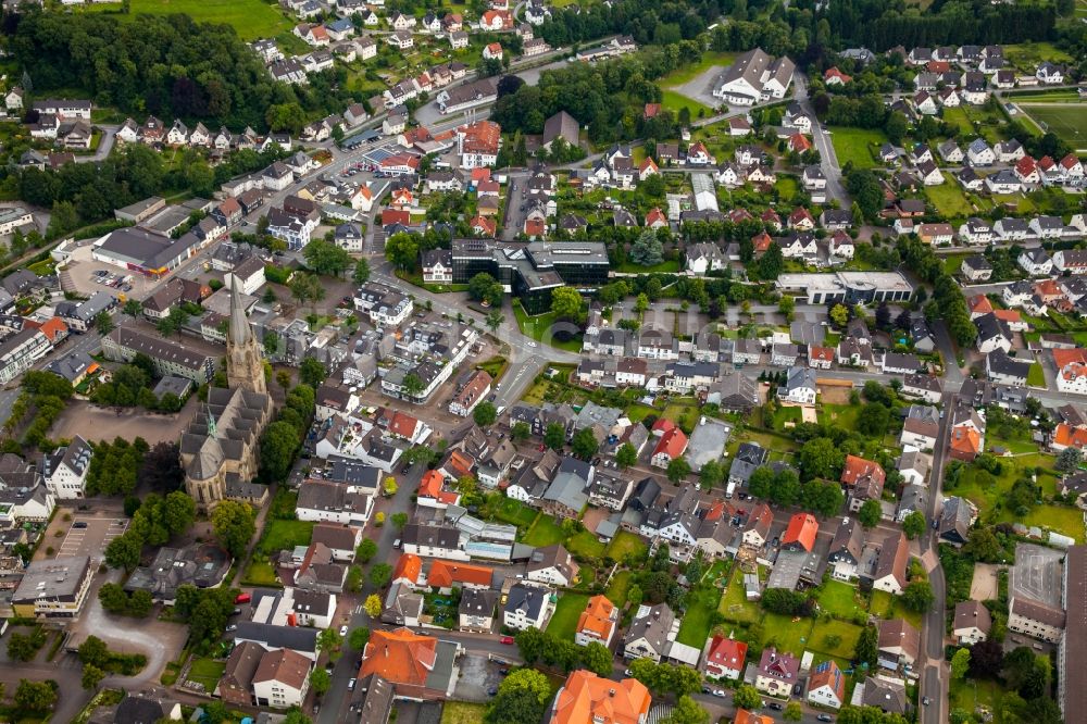 Luftaufnahme Warstein - Stadtansicht vom Innenstadtbereich in Warstein im Bundesland Nordrhein-Westfalen