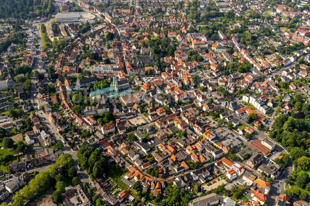 Luftaufnahme Werl - Stadtansicht vom Innenstadtbereich in Werl im Bundesland Nordrhein-Westfalen, Deutschland