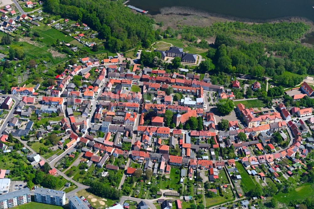 Luftbild Wesenberg - Stadtansicht vom Innenstadtbereich in Wesenberg im Bundesland Mecklenburg-Vorpommern, Deutschland