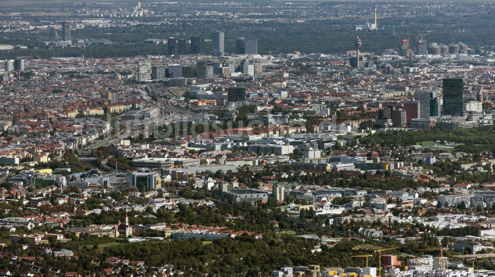 Wien aus der Vogelperspektive: Stadtansicht vom Innenstadtbereich in Wien in Österreich