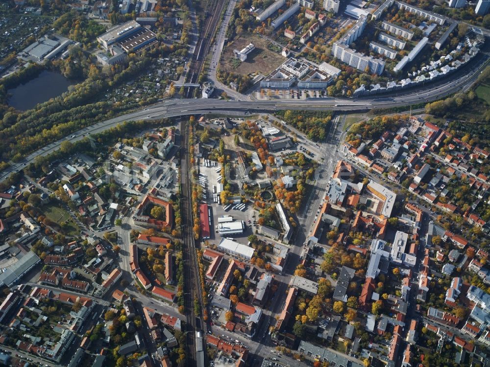 Luftbild Potsdam - Stadtansicht vom Innenstadtbereich eines Wohngebiets an der Nuthestraße und dem Aradosee in Potsdam im Bundesland Brandenburg