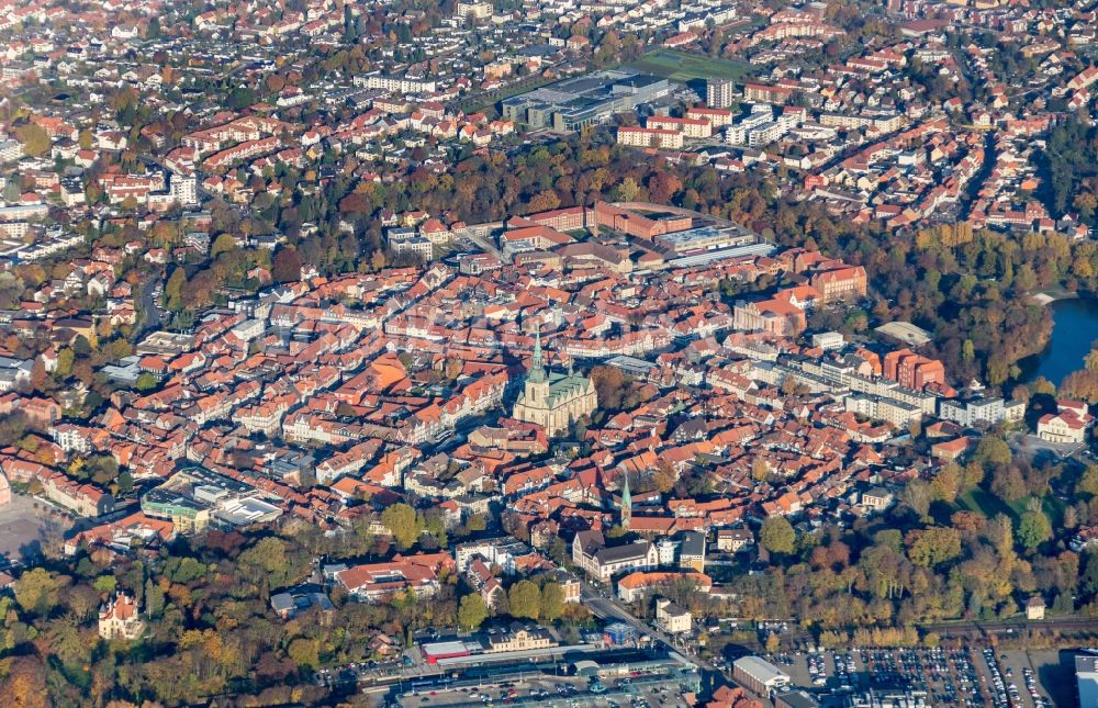 Luftbild Wolfenbüttel - Stadtansicht vom Innenstadtbereich von Wolfenbüttel im Bundesland Niedersachsen, Deutschland