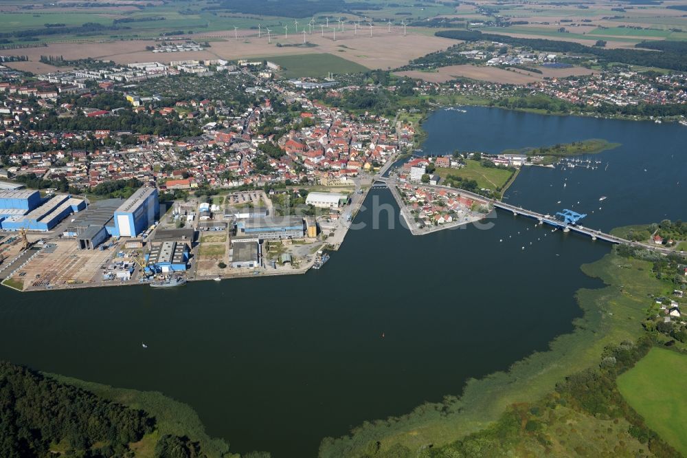 Luftbild Wolgast - Stadtansicht vom Innenstadtbereich in Wolgast im Bundesland Mecklenburg-Vorpommern