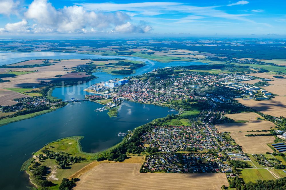 Wolgast aus der Vogelperspektive: Stadtansicht vom Innenstadtbereich in Wolgast im Bundesland Mecklenburg-Vorpommern