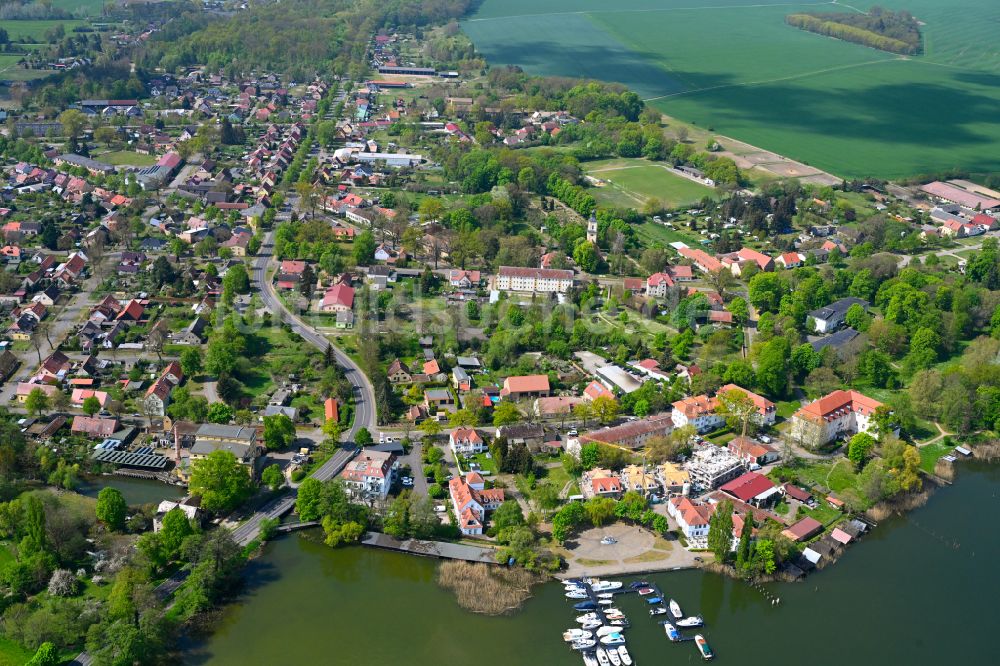 Luftbild Wustrau-Altfriesack - Stadtansicht vom Innenstadtbereich in Wustrau-Altfriesack im Bundesland Brandenburg, Deutschland