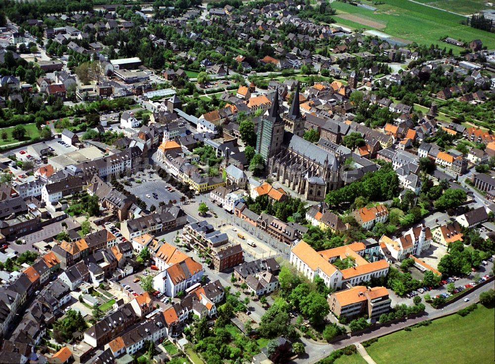 Luftbild Xanten - Stadtansicht vom Innenstadtbereich in Xanten im Bundesland Nordrhein-Westfalen