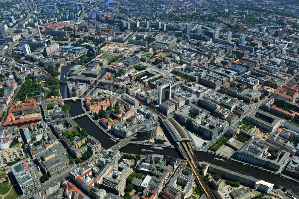 Berlin Mitte von oben - Stadtansicht Innenstadtbereich im Zentrum Ost in Berlin Mitte